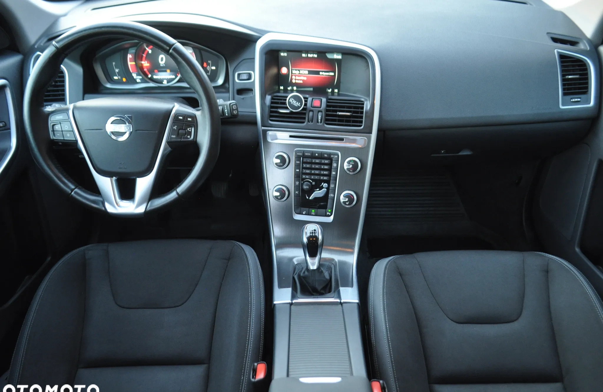 Volvo XC 60 cena 67500 przebieg: 184000, rok produkcji 2014 z Legnica małe 742